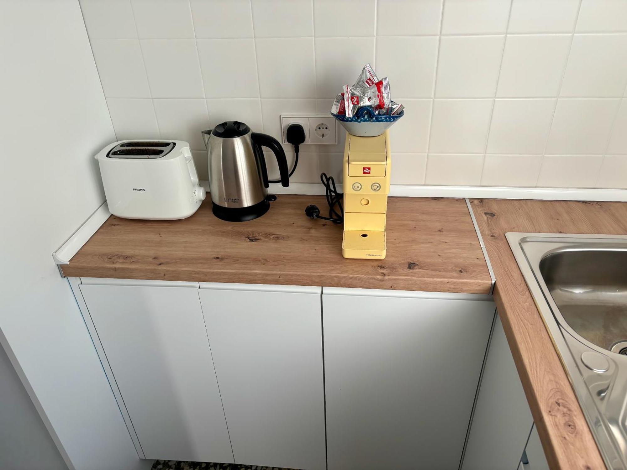 Tradicional Apartamento Central De 2 Camas Dobles Benalmádena Eksteriør billede