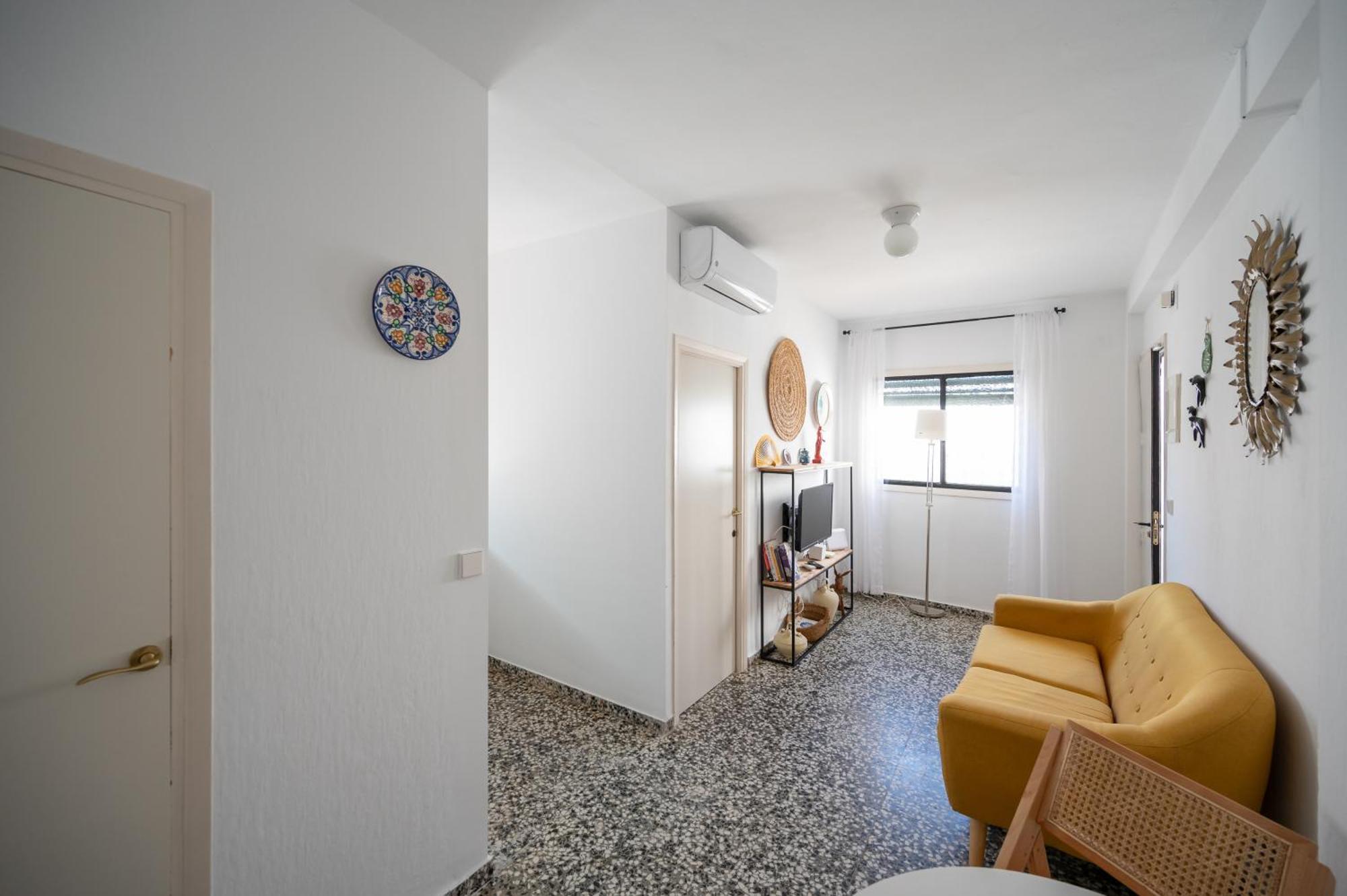 Tradicional Apartamento Central De 2 Camas Dobles Benalmádena Eksteriør billede